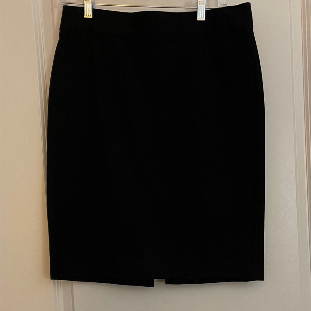 GAP Classic Black Pencil Skirt